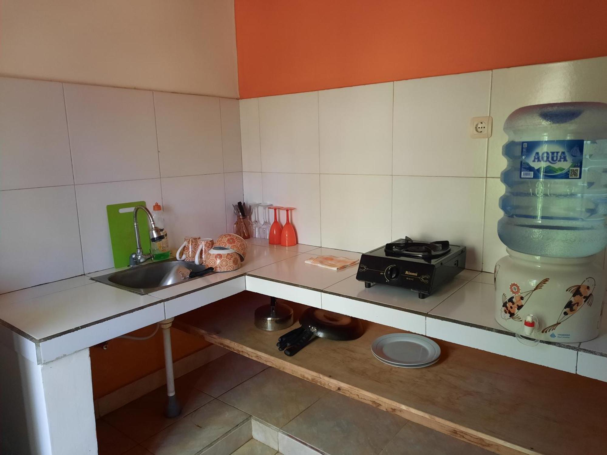 Kirana Homestay Amed Екстериор снимка